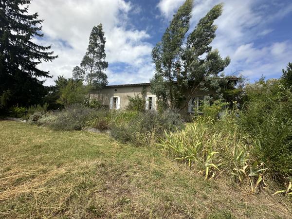 RARE ! Ancien corps de ferme typique du Lot et Garonne