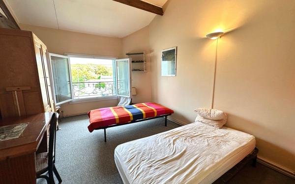 Maison à vendre    9 pièces •  Langon