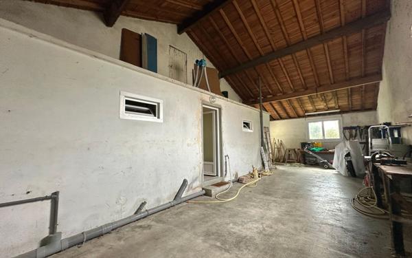 Maison à vendre    9 pièces •  Langon