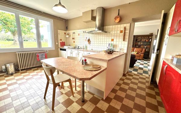 Maison à vendre    9 pièces •  Langon