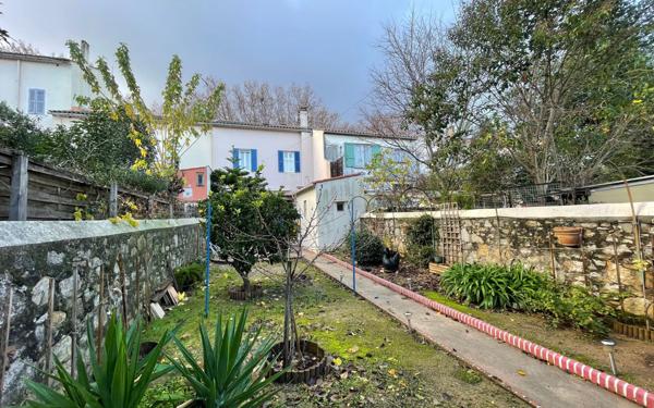 Maison à vendre    5 pièces •  La Seyne-sur-Mer