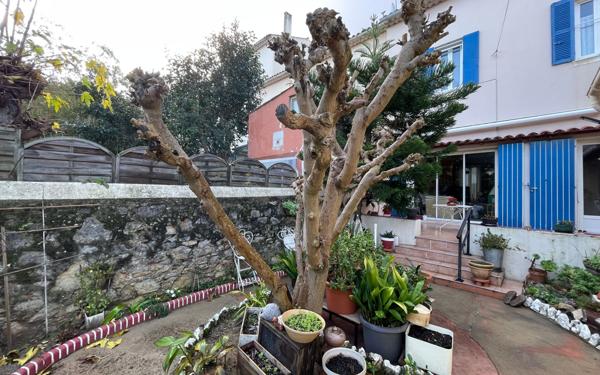 Maison à vendre    5 pièces •  La Seyne-sur-Mer