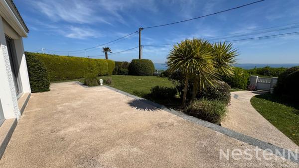 QUIBERON - Maison d'architecte à vendre avec pleine VUE MER sur la baie !