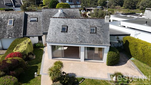 QUIBERON - Maison d'architecte à vendre avec pleine VUE MER sur la baie !