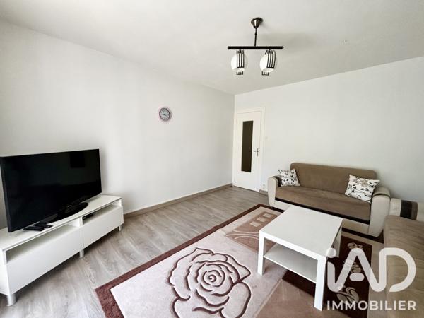 Maison à vendre 7 pièces 140 m² Le Chambon-Feugerolles