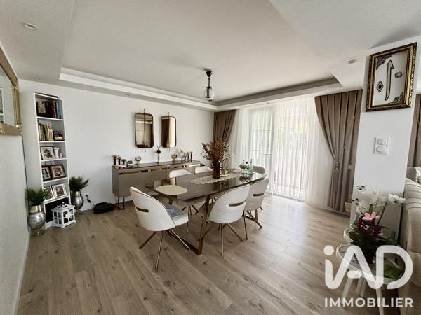 Maison à vendre 7 pièces 140 m² Le Chambon-Feugerolles