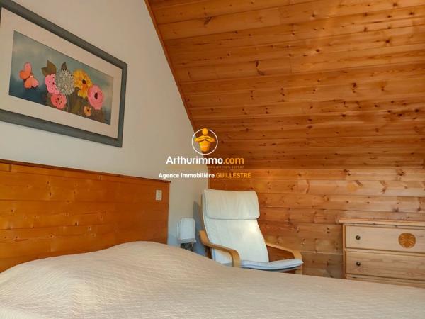 Vente                                                      Appartement
                        
                     3 pièces                      53 m2                     à Arvieux