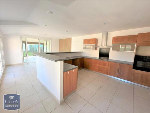 Maison à louer 6 pièces 103.65m²