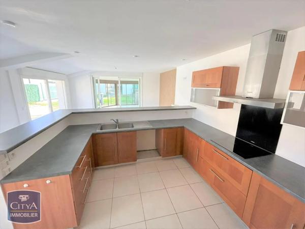 Maison à louer 6 pièces 103.65m²