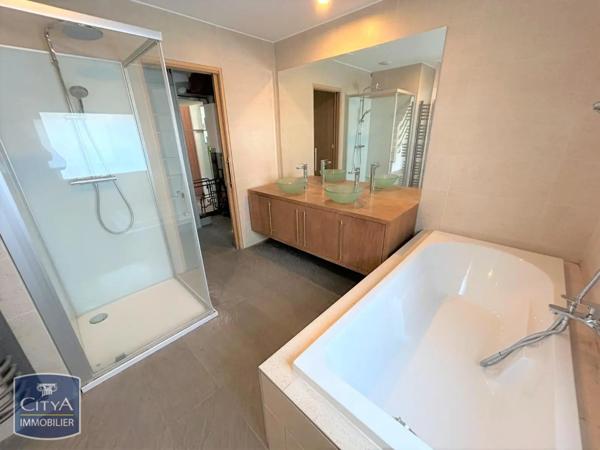 Maison à louer 6 pièces 103.65m²