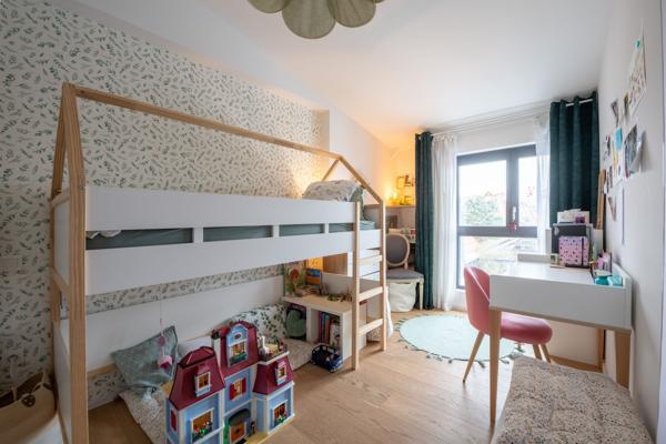 Édouard VAILLANT - Appartement type 4 avec terrasse et 2 parking + Studio indépendant de 17.05 m² hab ROUBAIX