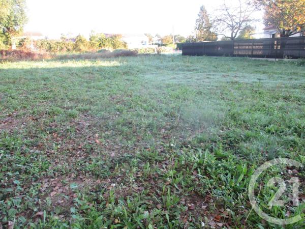 Terrain à vendre  745 m2 COMMEQUIERS - 85