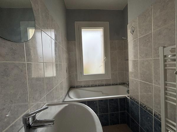 17200 ROYAN STUDIO RENOVE PLEIN COEUR DE ROYAN