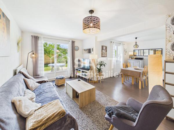 Maison familiale avec jardin, terrasse et garage