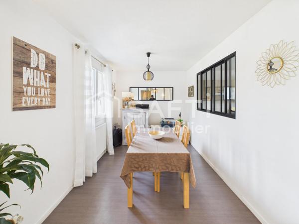 Maison familiale avec jardin, terrasse et garage