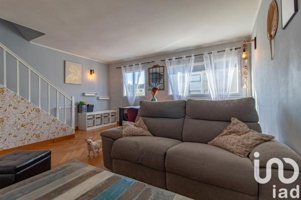 Maison à vendre 5 pièces 90 m² Villepreux