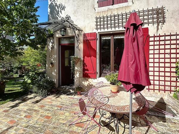 CHARMANTE MAISON DE CARACTERE Commercy CHARMANTE MAISON DE CARACTERE Commercy