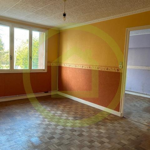 Immeuble à LA FERTE GAUCHER (77320)