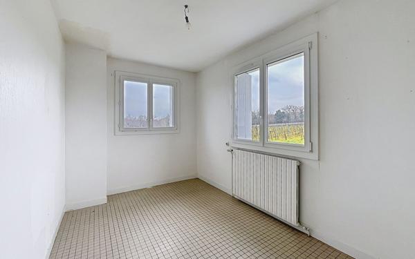 Maison à vendre    4 pièces •  Creysse