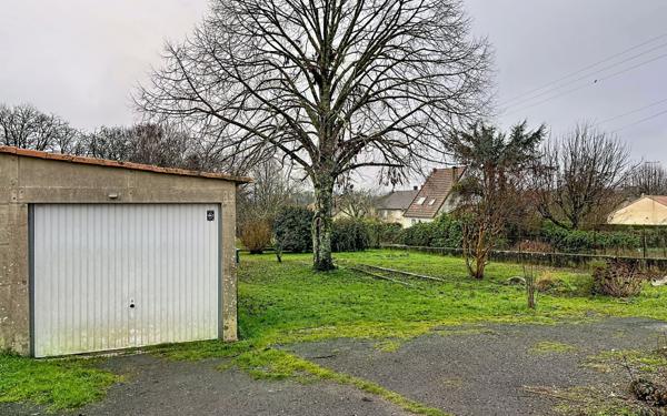 Maison à vendre    4 pièces •  Creysse