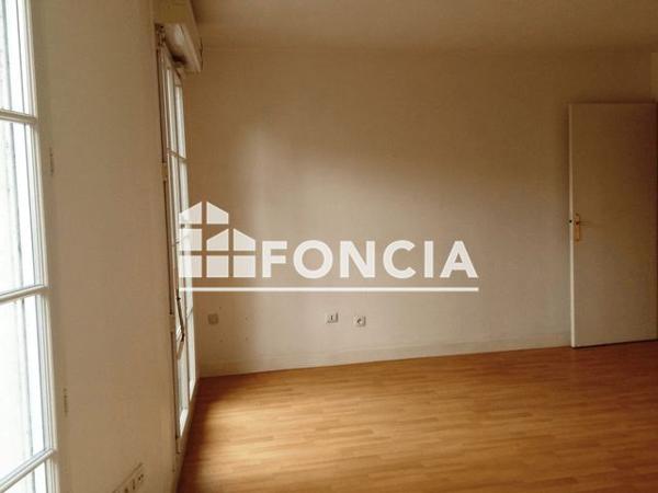 Location Appartement 2 pièces 42.41 m² - MONTPENSIER II Corbeil Essonnes 91100