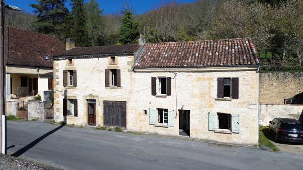 Maison ancienne - Saint-cyprien Ensemble immobilier de deux maisons mitoyennes avec terrasses