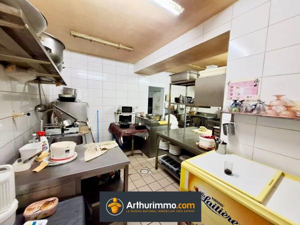 Coulommiers (77120) 315 M² IMMEUBLE AVEC RESTAURANT & F4 DE 100 M² À COULOMMIERS