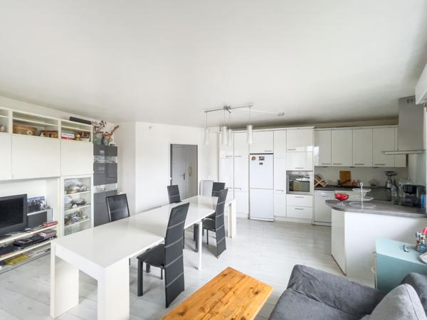 Appartement 3 pièces - 69 m² Exclusivité efficity