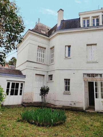 Maison bourgeoise Chatellerault 7 pièce(s) 171 m2