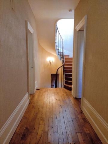 Maison bourgeoise Chatellerault 7 pièce(s) 171 m2