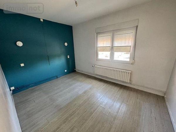 Murs commerciaux à vendre à Saint-André-lez-Lille dans le Nord (59350), ref : LC913