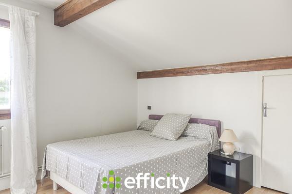 Maison 7 pièces - 215 m² Exclusivité efficity