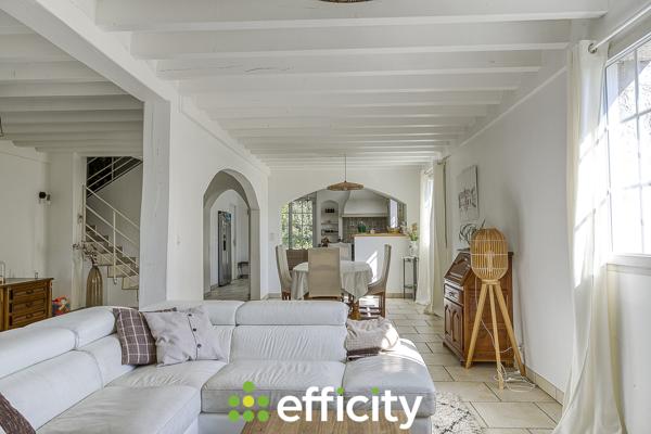 Maison 7 pièces - 215 m² Exclusivité efficity