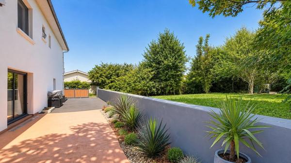 Appartement F4 en rez de jardin