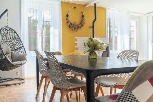 Maison
         8 pièces
        - 289 m² Exclusivité 275 000 € *