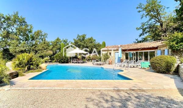 " Le Belvédère " Maison en pierre de Gordes