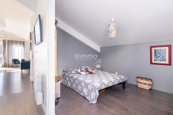 Exceptionnel toit-terrasse de 152 m² + 110 m² d’extérieur