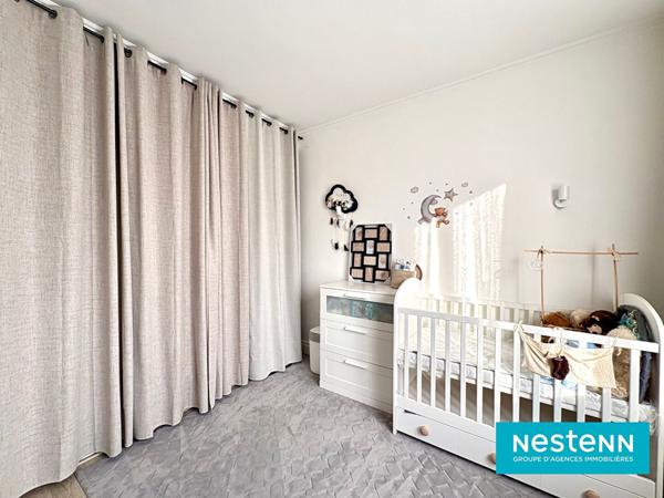 T4, LUMINEUX , STATIONNEMENT , CAVE , PARFAIT ETAT, VILLEURBANNE