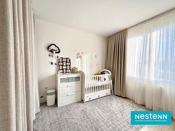 T4, LUMINEUX , STATIONNEMENT , CAVE , PARFAIT ETAT, VILLEURBANNE