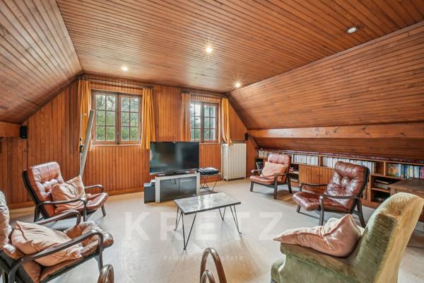 Le Chesnay – Centre-ville - 14 piéces - 12 chambres