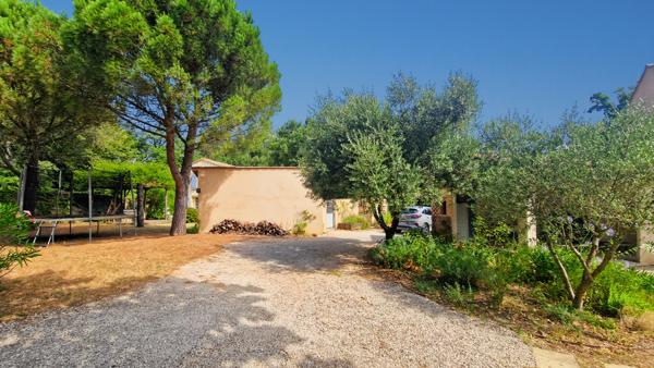 Uzès (30700) Sous offre d'achat acceptée.