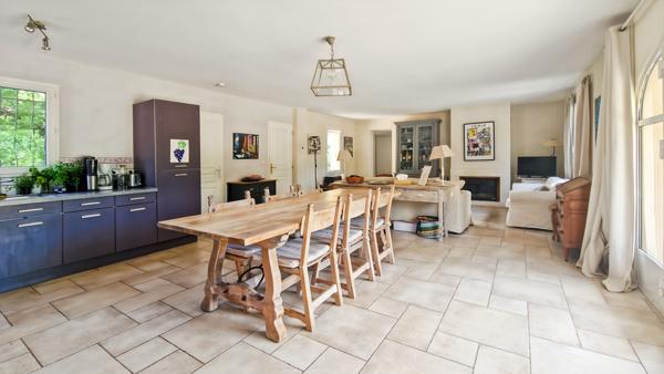 Uzès (30700) Sous offre d'achat acceptée.