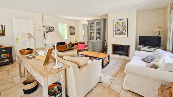 Uzès (30700) Sous offre d'achat acceptée.