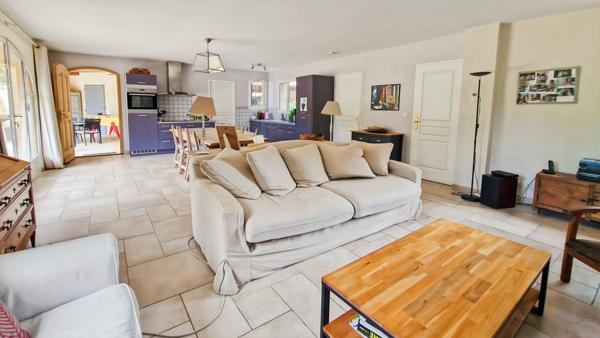 Uzès (30700) Sous offre d'achat acceptée.