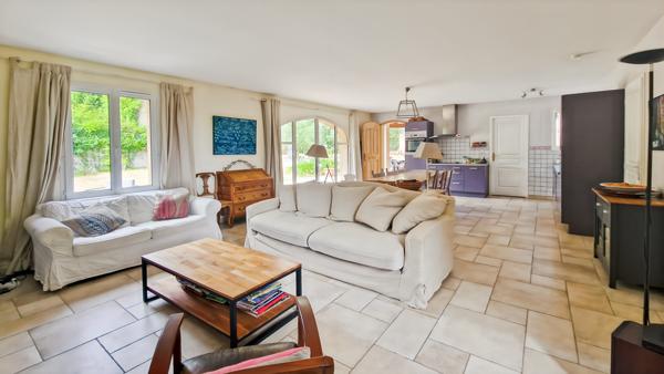 Uzès (30700) Sous offre d'achat acceptée.