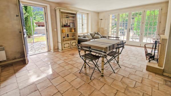 Uzès (30700) Sous offre d'achat acceptée.