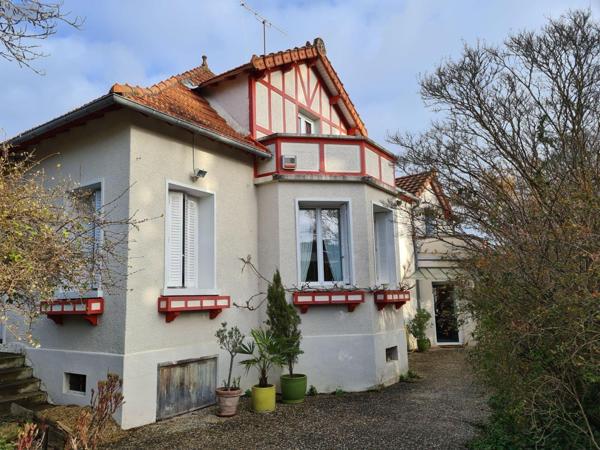 Maison à vendre à Châteauroux dans l'Indre (36000), ref : 11807/464