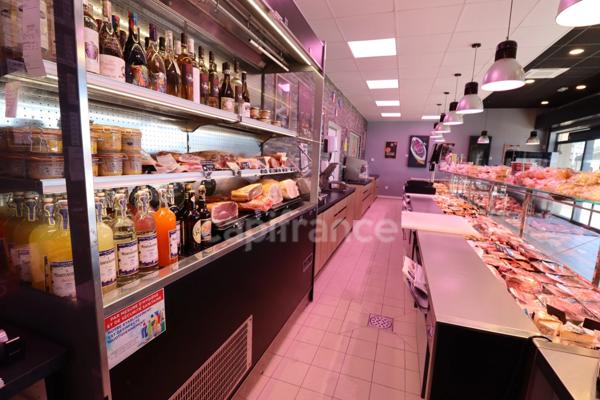 GARD (30) NIMES (30000) 10 mn à vendre Fonds de commerce d'une MAGNIFIQUE boutique boucherie Emplacement N°1.