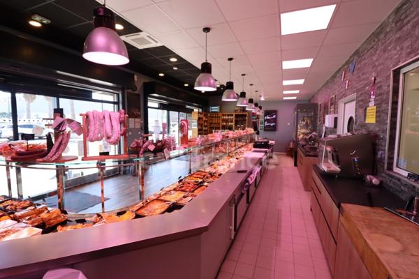 GARD (30) NIMES (30000) 10 mn à vendre Fonds de commerce d'une MAGNIFIQUE boutique boucherie Emplacement N°1.