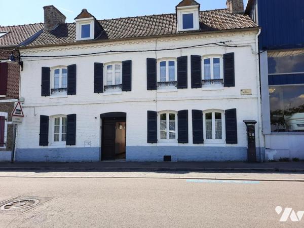 A VENDRE SUR LE PORT DE SAINT VALERY SUR SOMME